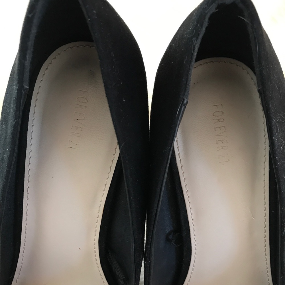 Forever 21 black suede heels